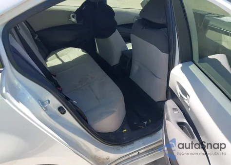 2021 Toyota Corolla Le z USA, uszkodzony, nr VIN JTDEPMAE9MJ176824